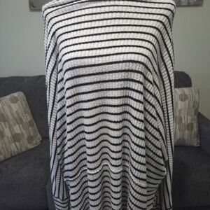 Maurices Black and White Blouse